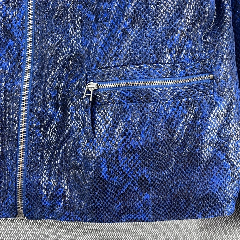 JM Collection Blue Animal Print Full Zip Faux Snake Skin Scoop Neck‎ Jacket 8